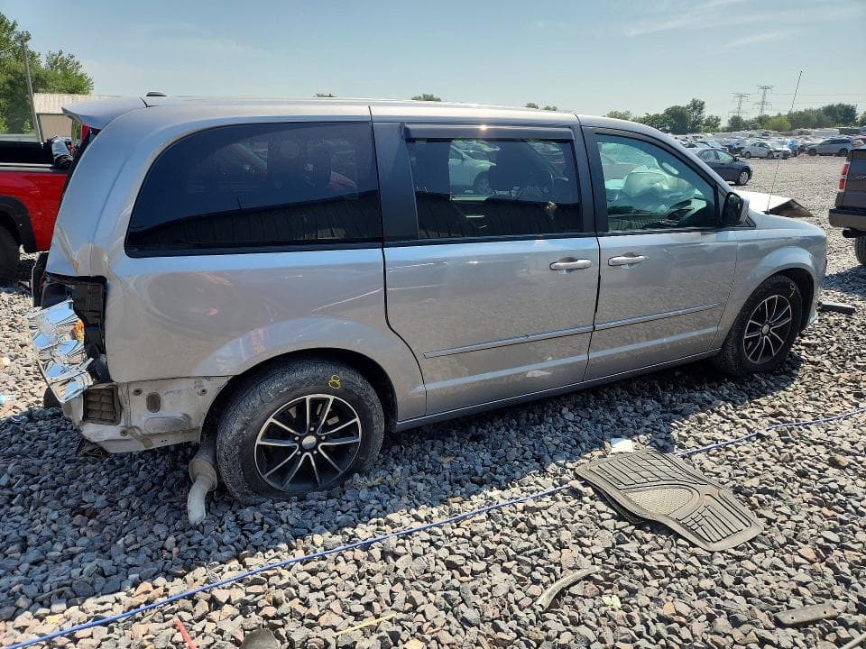 2017 DODGE GRAND CARAVAN GT 3
