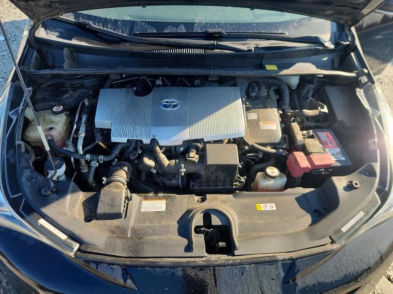 2018 TOYOTA PRIUS THREE 11