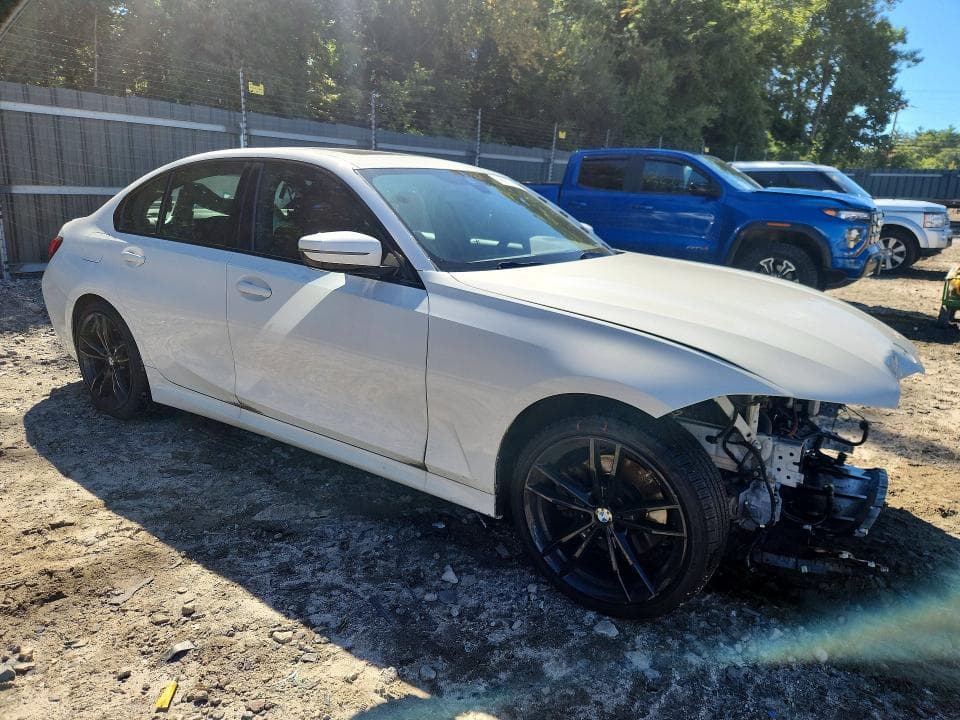 2022 BMW 330XI 4