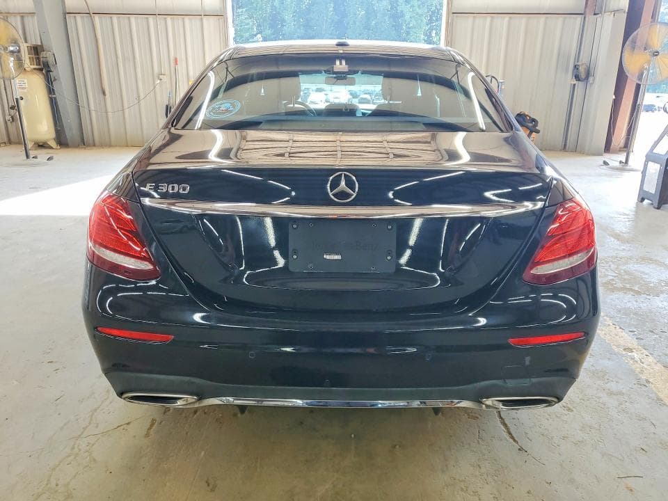 2017 MERCEDES-BENZ E 300 6