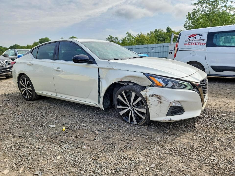 2020 NISSAN ALTIMA SR 4