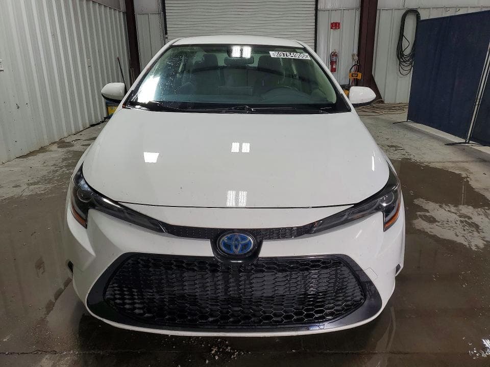 2022 TOYOTA COROLLA LE 5