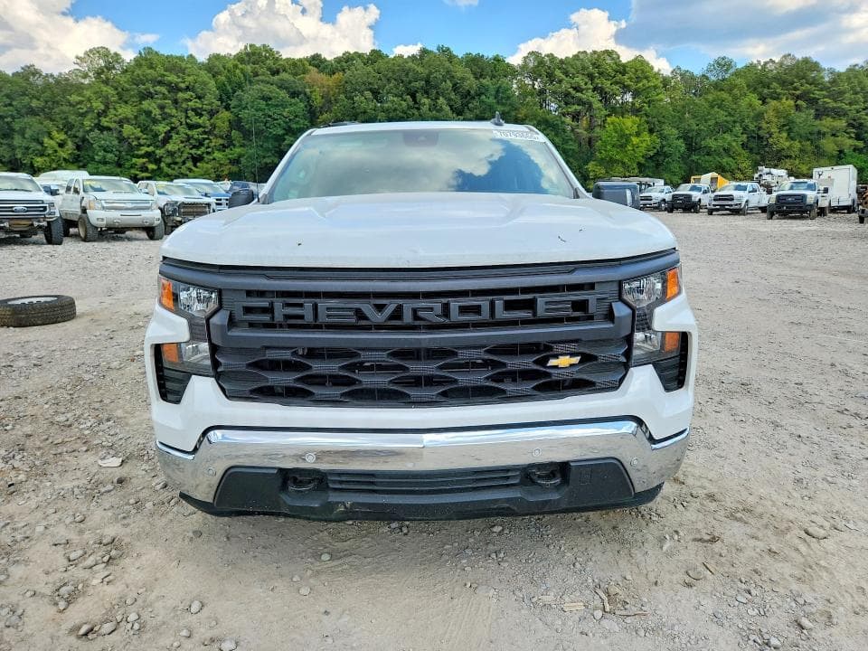 2024 CHEVROLET SILVERADO C1500 5