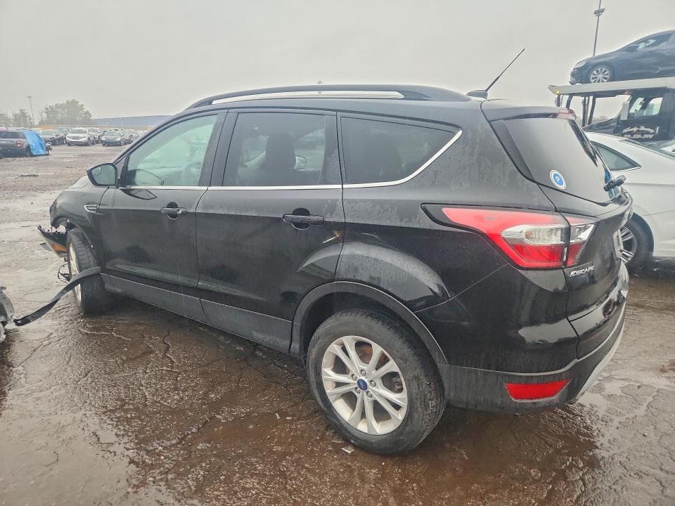 2018 FORD ESCAPE SE 2