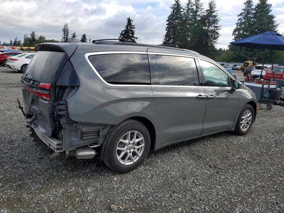 2022 CHRYSLER PACIFICA TOURING L 3