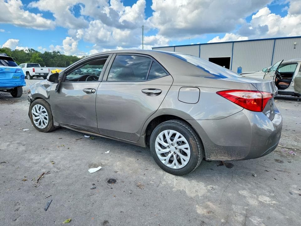 2018 TOYOTA COROLLA LE 2