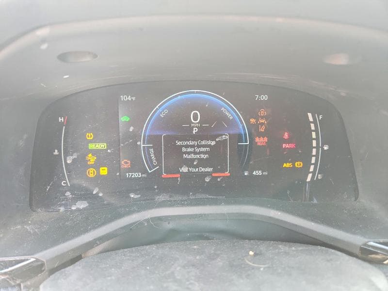 2025 TOYOTA CAMRY SE 9