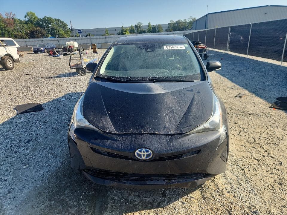 2018 TOYOTA PRIUS THREE 5
