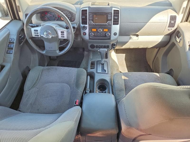 2017 NISSAN FRONTIER SV 8