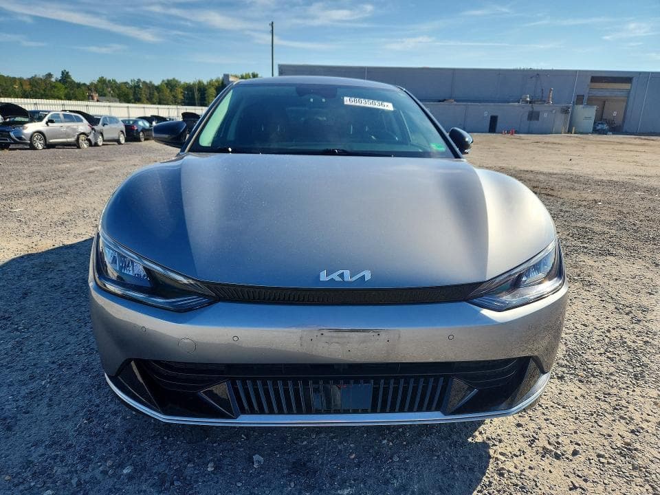 2022 KIA EV6 WIND 5