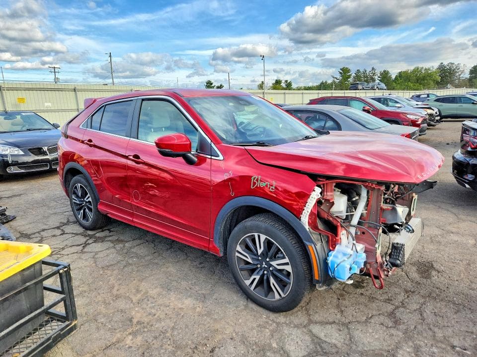 2024 MITSUBISHI ECLIPSE CROSS SE 4