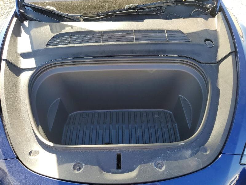 2024 TESLA MODEL Y 11