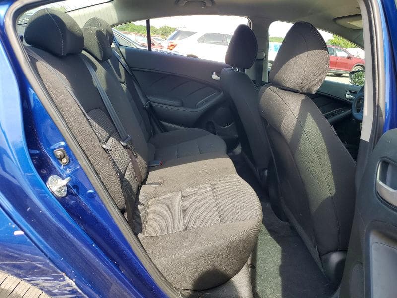 2018 KIA FORTE LX 10