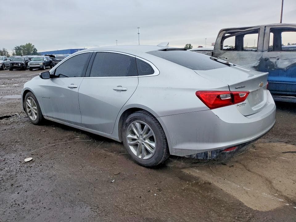 2017 CHEVROLET MALIBU LT 2