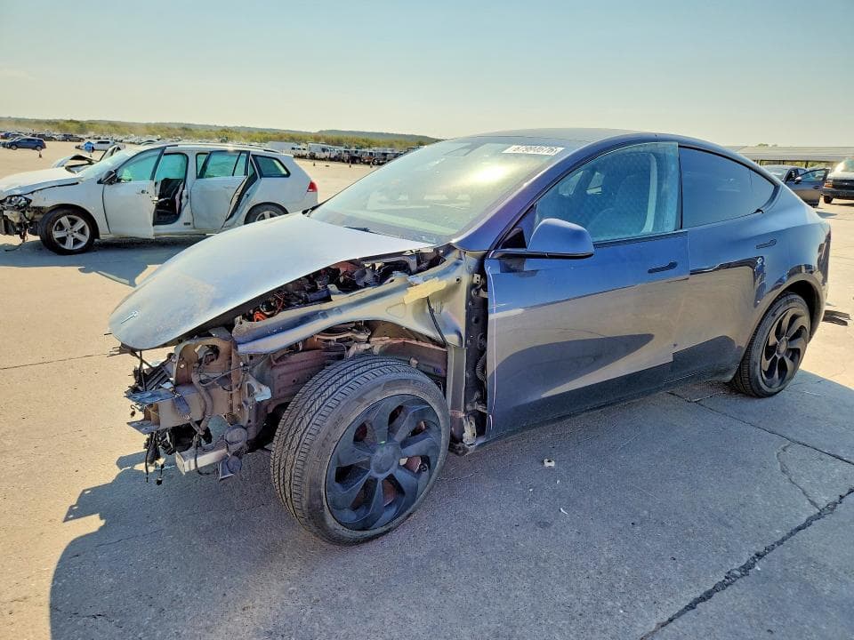 2023 TESLA MODEL Y - 1