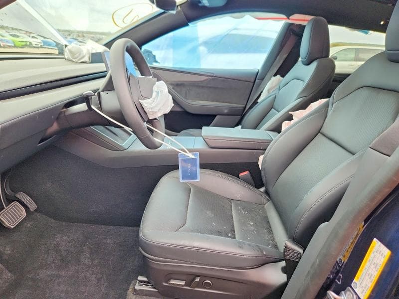 2026 TESLA MODEL Y 7