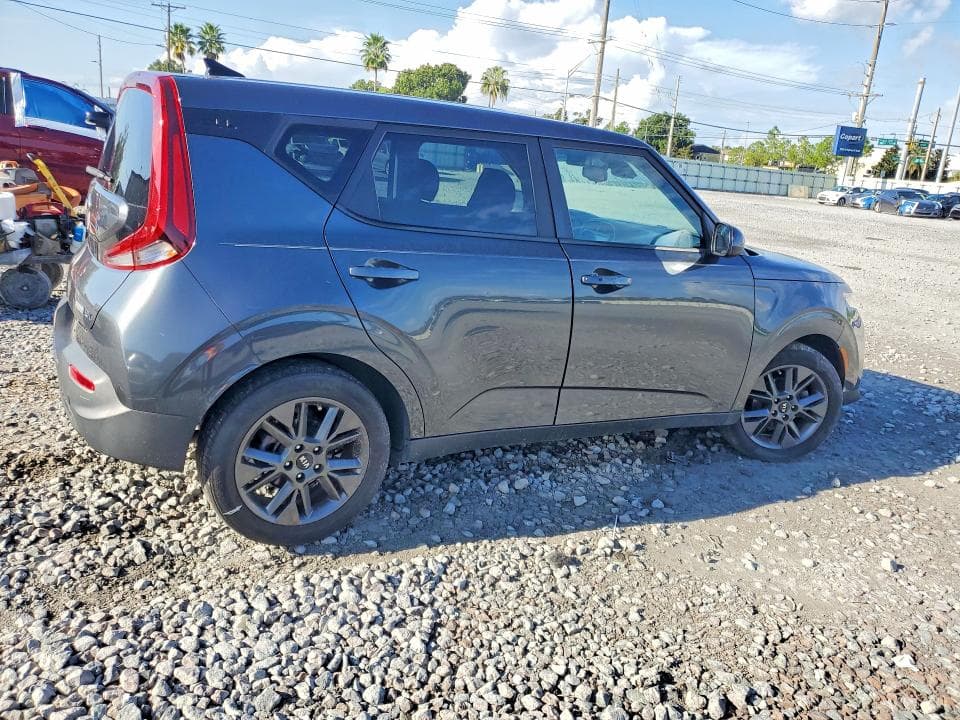 2021 KIA SOUL EX 3