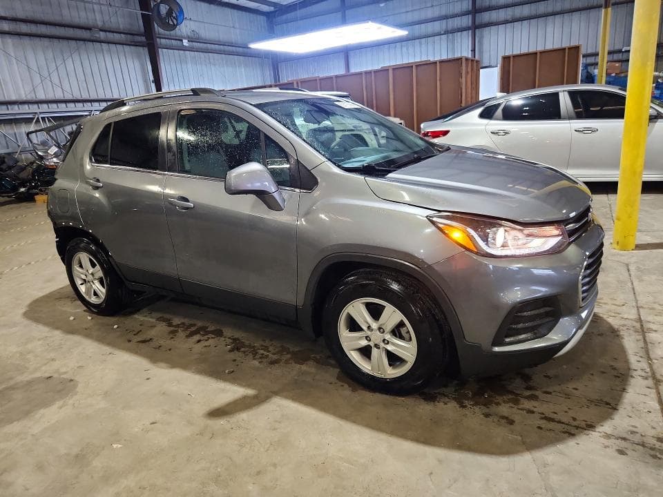 2020 CHEVROLET TRAX 1LT 4