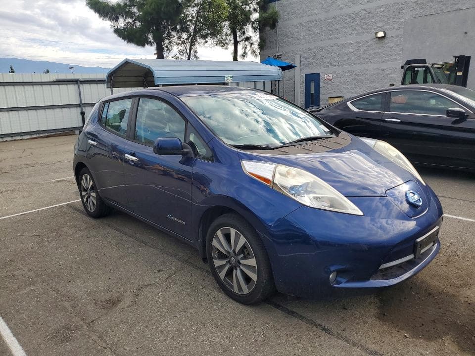 2017 NISSAN LEAF SL 4