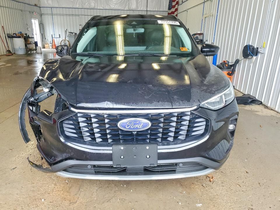 2024 FORD ESCAPE PLATINUM 5