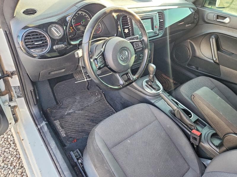 2017 VOLKSWAGEN BEETLE 1.8T 8