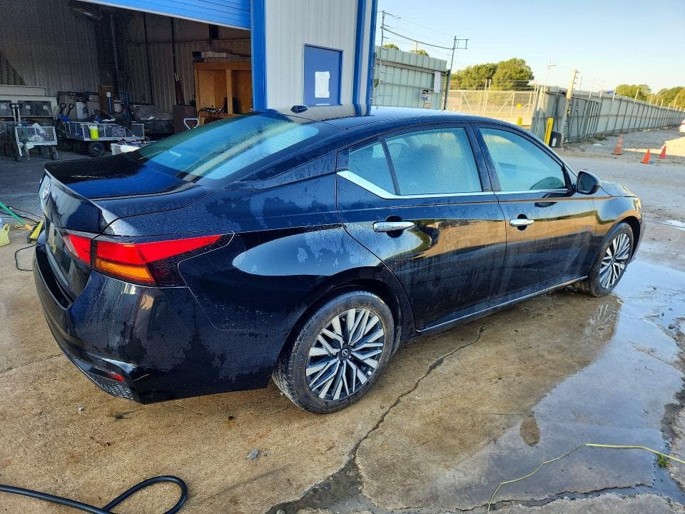 2025 NISSAN ALTIMA SV 3