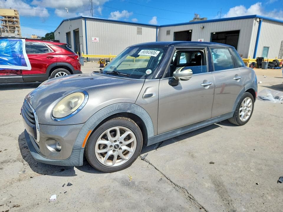 2018 MINI COOPER - 1