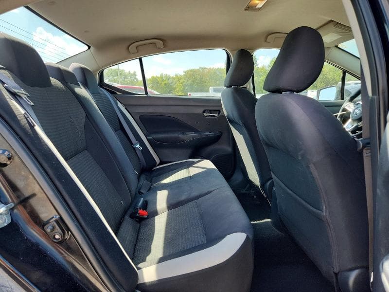 2021 NISSAN VERSA SV 10
