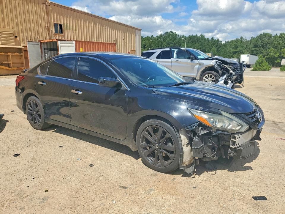 2018 NISSAN ALTIMA 2.5 SR 4