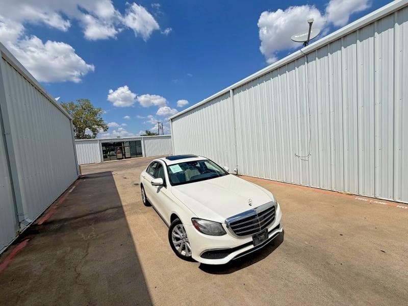 2017 MERCEDES-BENZ E 300 4MATIC - 1