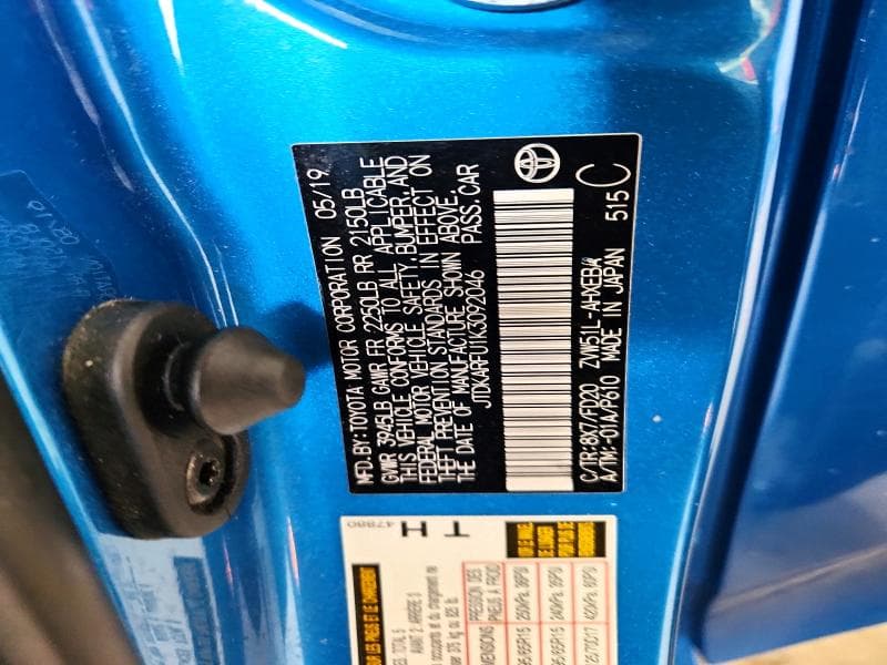 2019 TOYOTA PRIUS LE 12