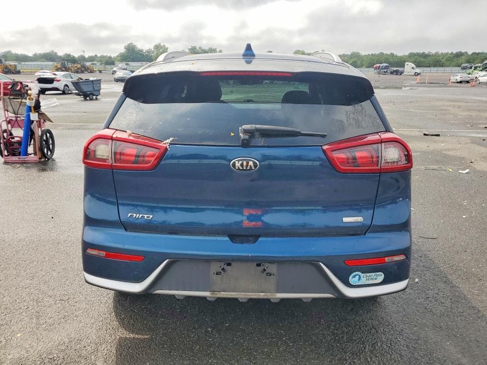 2018 KIA NIRO EX 6