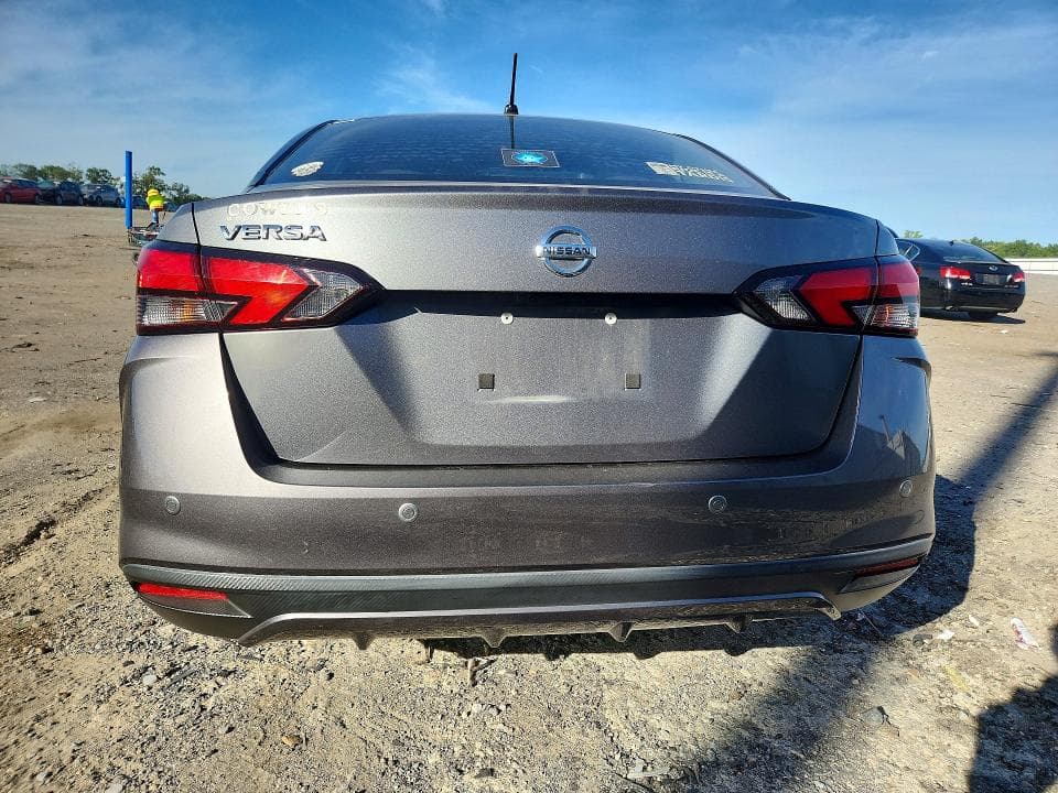2020 NISSAN VERSA S 6