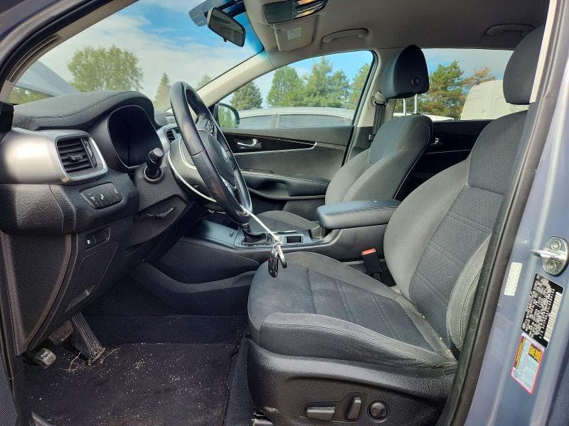 2020 KIA SORENTO S 7