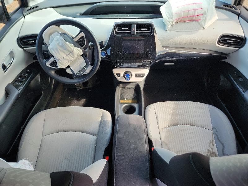 2017 TOYOTA PRIUS TWO 8