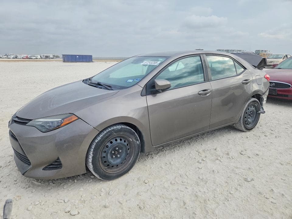 2017 TOYOTA COROLLA LE - 1
