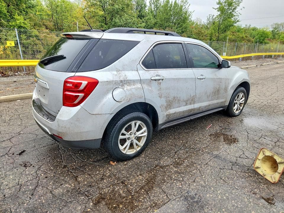 2017 CHEVROLET EQUINOX LT 3