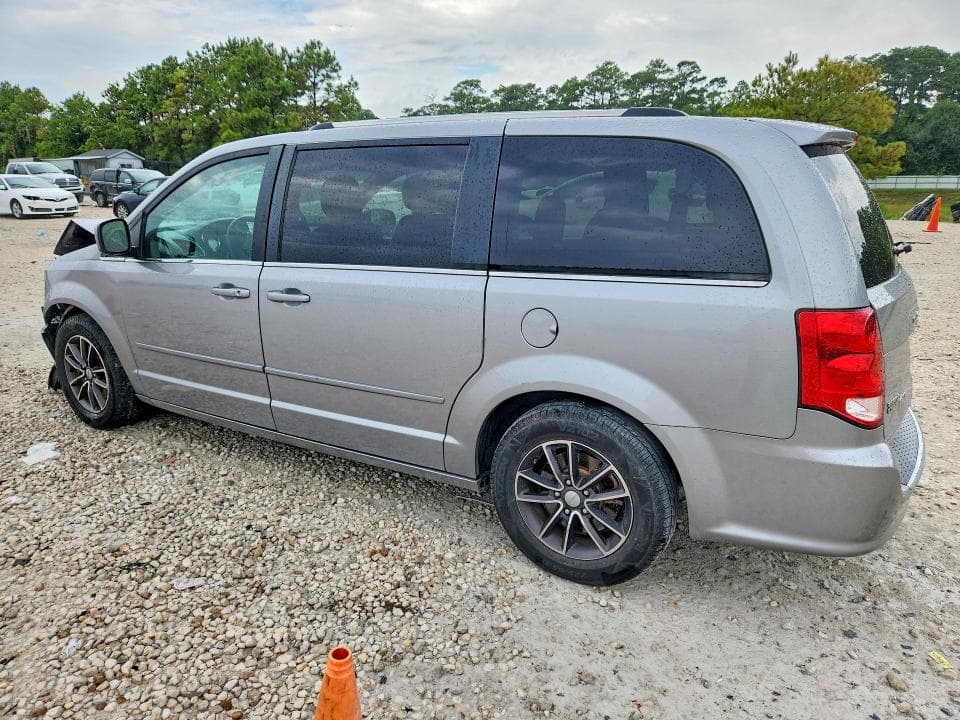 2017 DODGE GRAND CARAVAN SXT 2