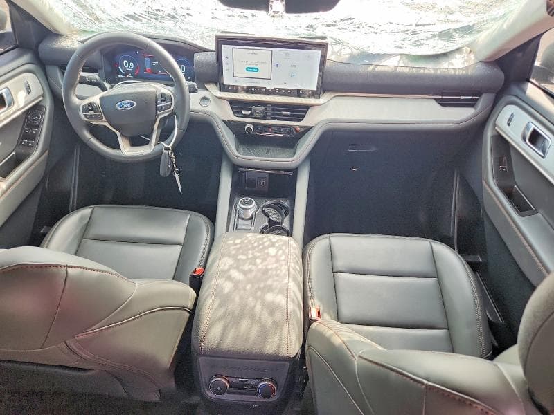 2025 FORD EXPLORER ACTIVE 8