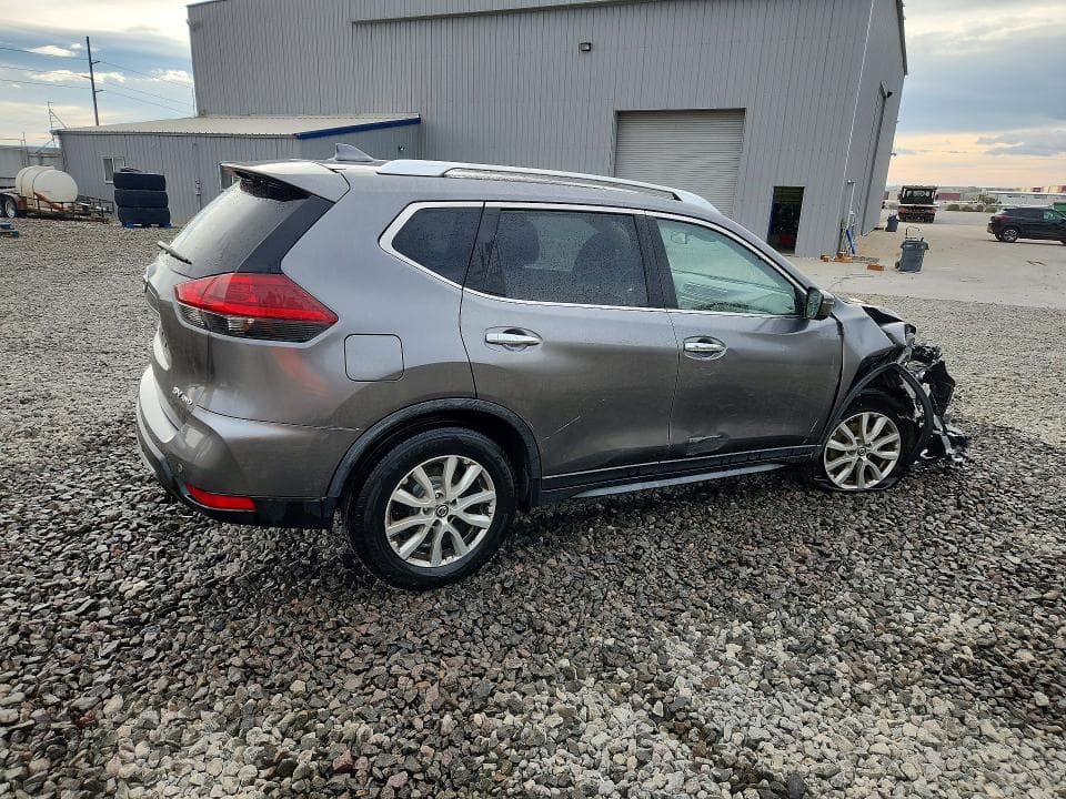 2020 NISSAN ROGUE SV 3