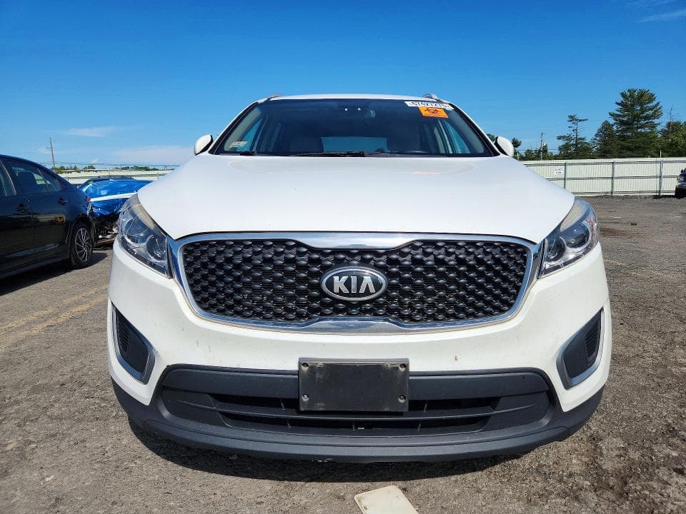 2017 KIA SORENTO LX 5