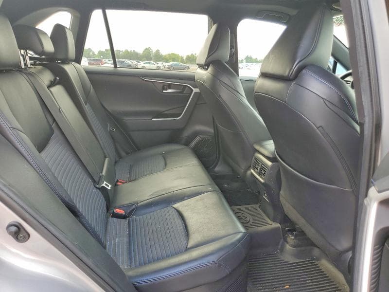 2021 TOYOTA RAV4 XSE 11