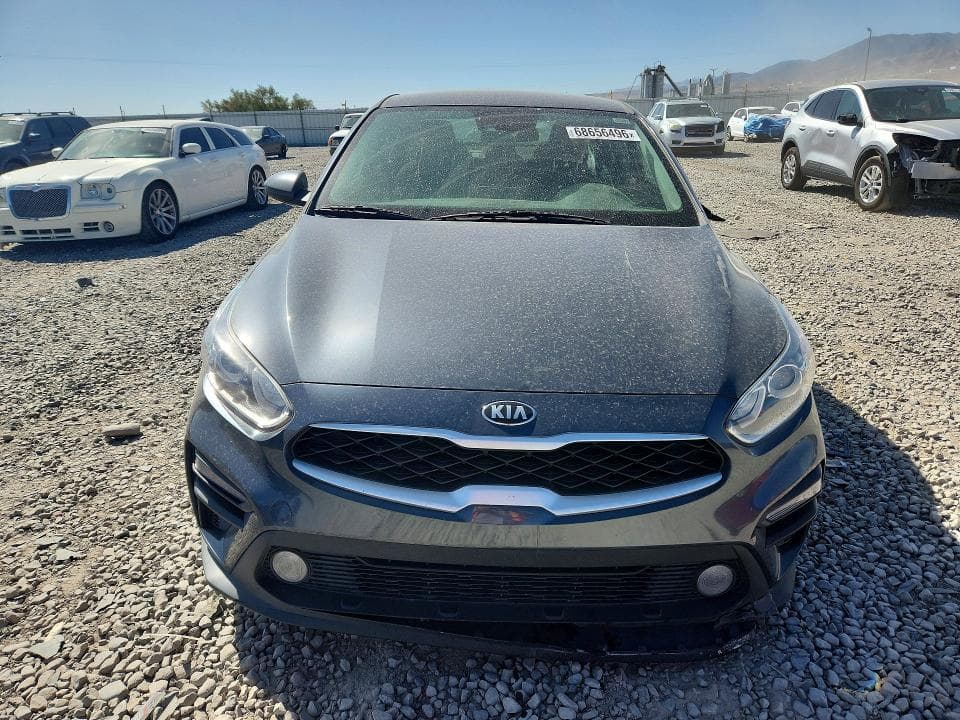 2021 KIA FORTE FE 5