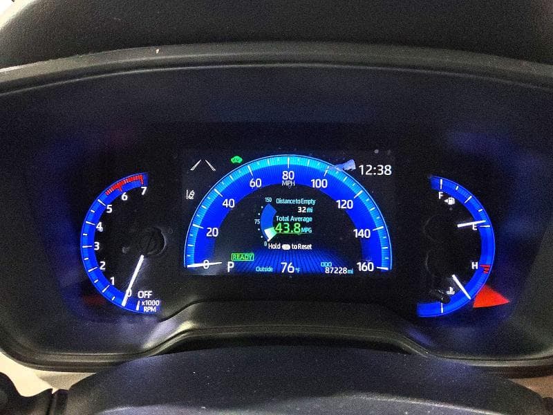 2021 TOYOTA COROLLA LE 9