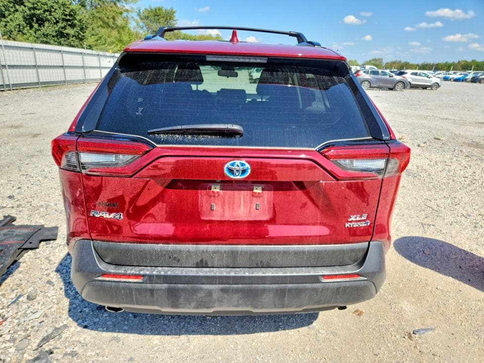 2024 TOYOTA RAV4 XLE PREMIUM 6
