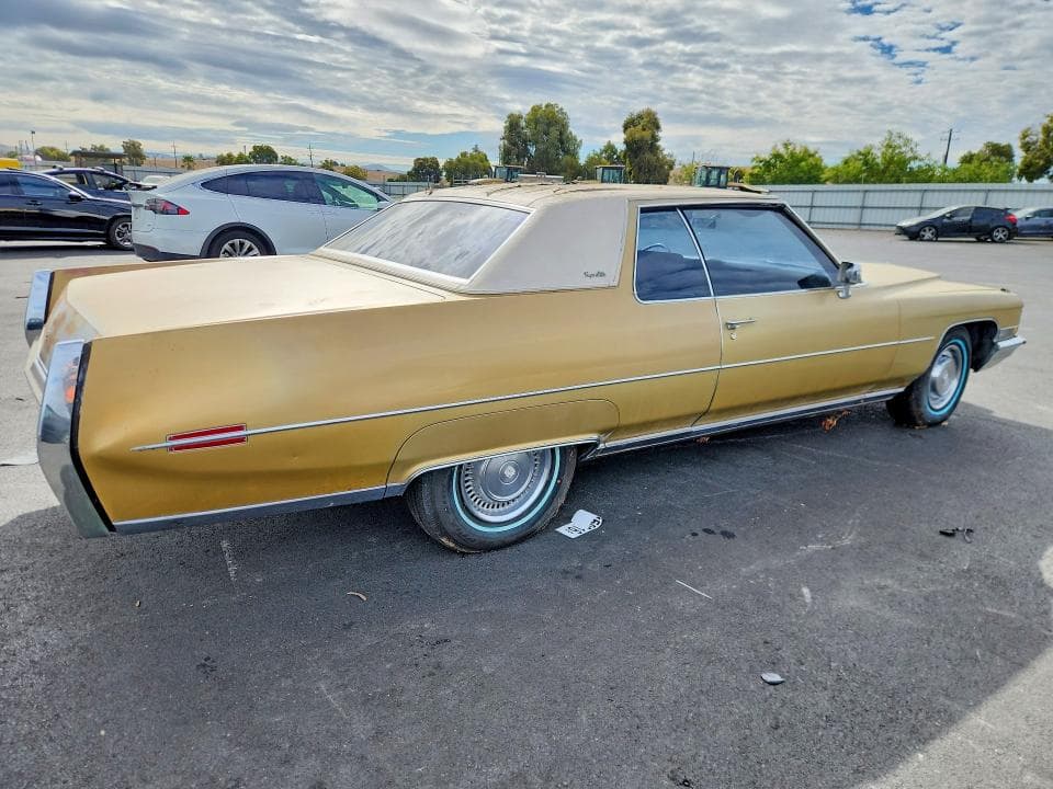 1972 CADILLAC DEVILLE 3