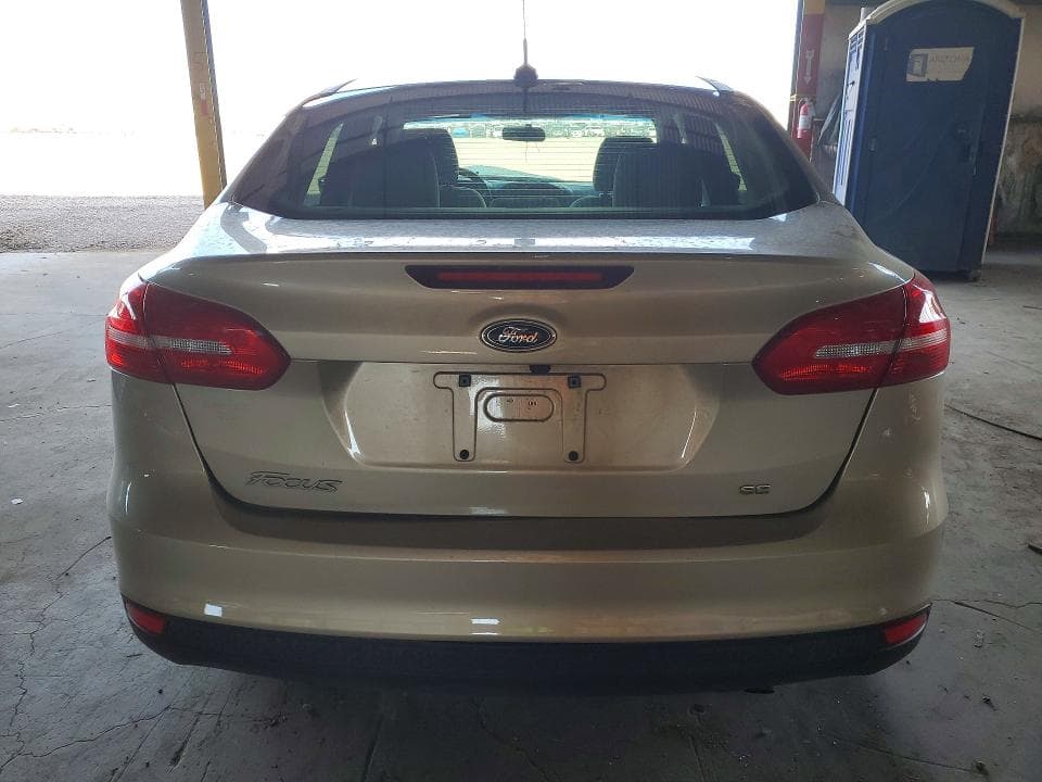 2018 FORD FOCUS SE 6