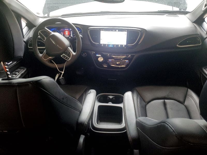 2026 CHRYSLER PACIFICA SELECT 8