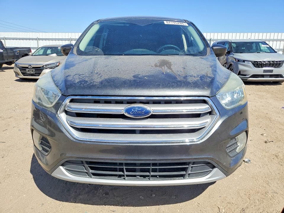 2017 FORD ESCAPE SE 5