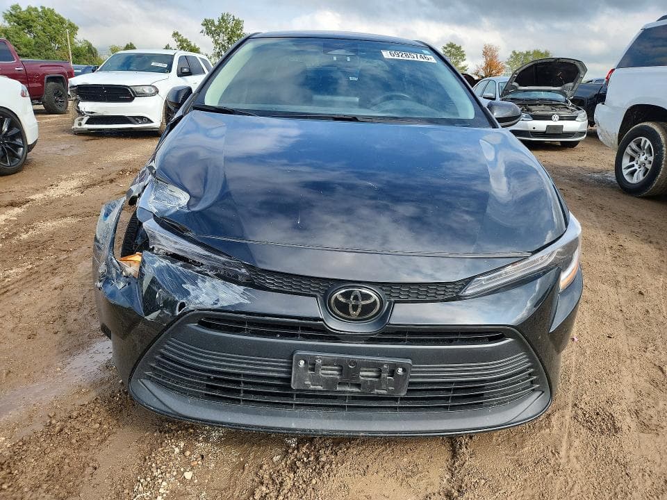 2025 TOYOTA COROLLA LE 5